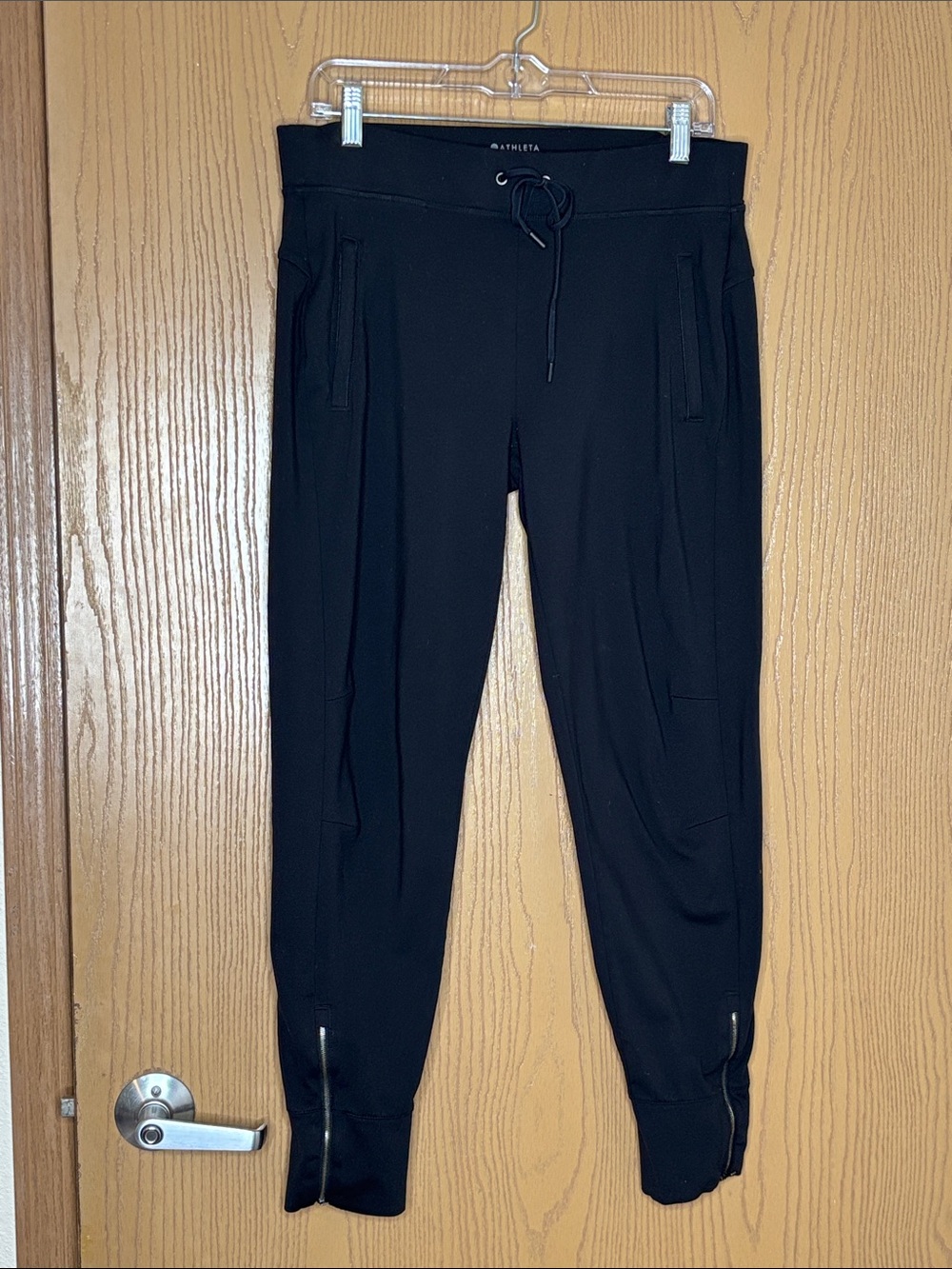 Athleta Black Women’s Zip-Cuff Joggers